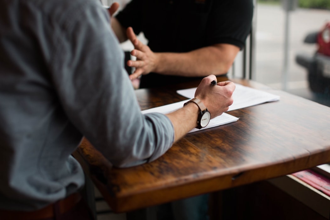 Vision Check Table Trading Singapore | Straits Vision